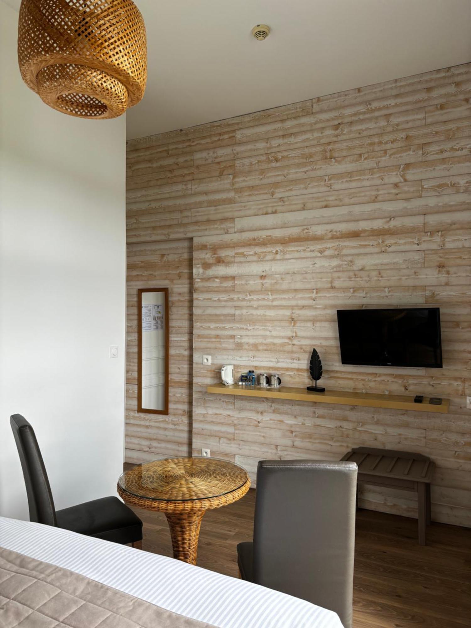 Rive Gauche Hotel Сомюр Екстериор снимка